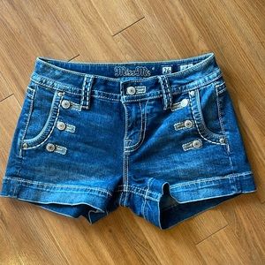Miss Me Mid Rise Jean Shorts, Size 26